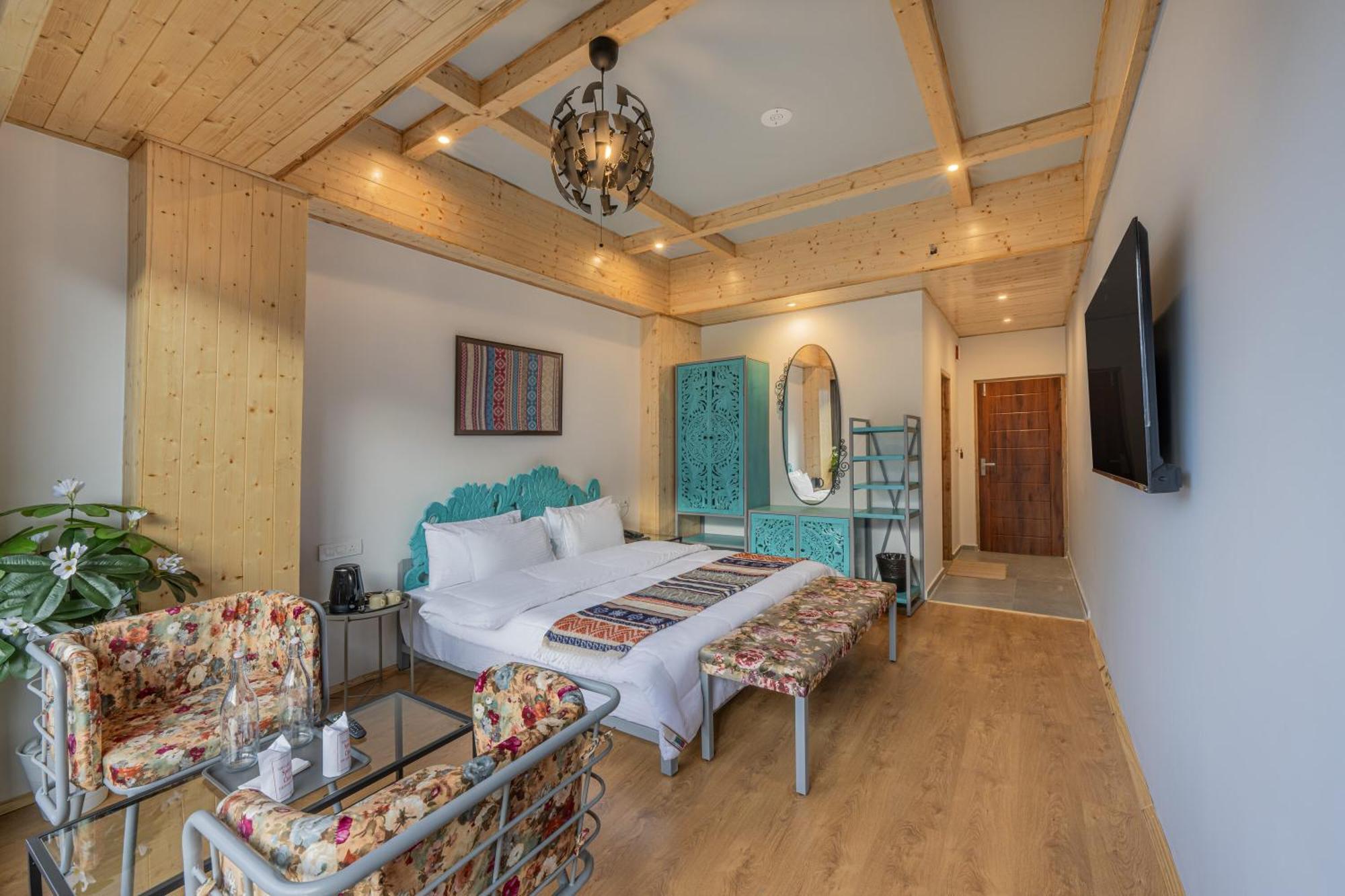 Hotel Echor Himalayan Heights Luxe Manali Exterior foto