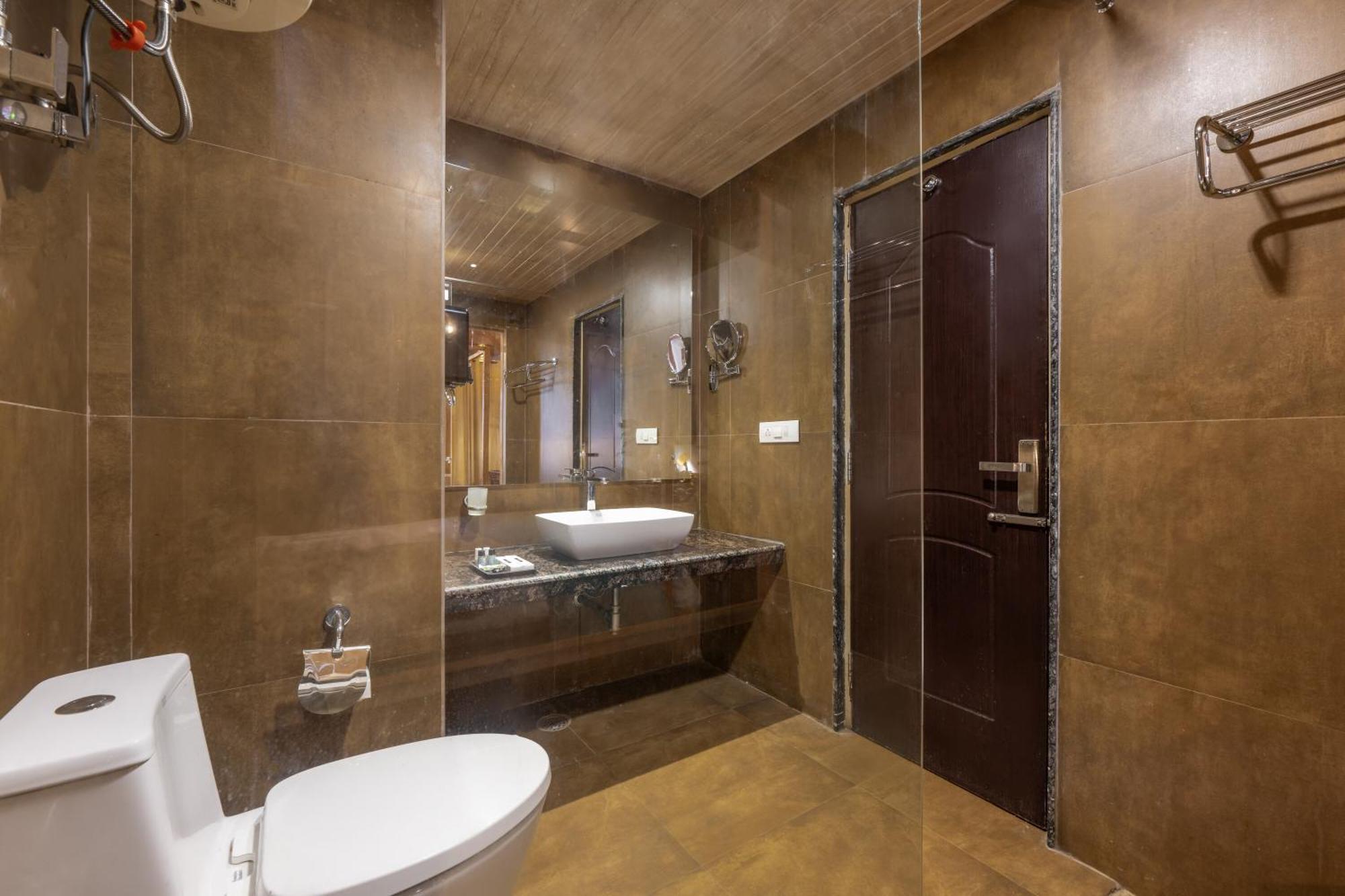 Hotel Echor Himalayan Heights Luxe Manali Exterior foto